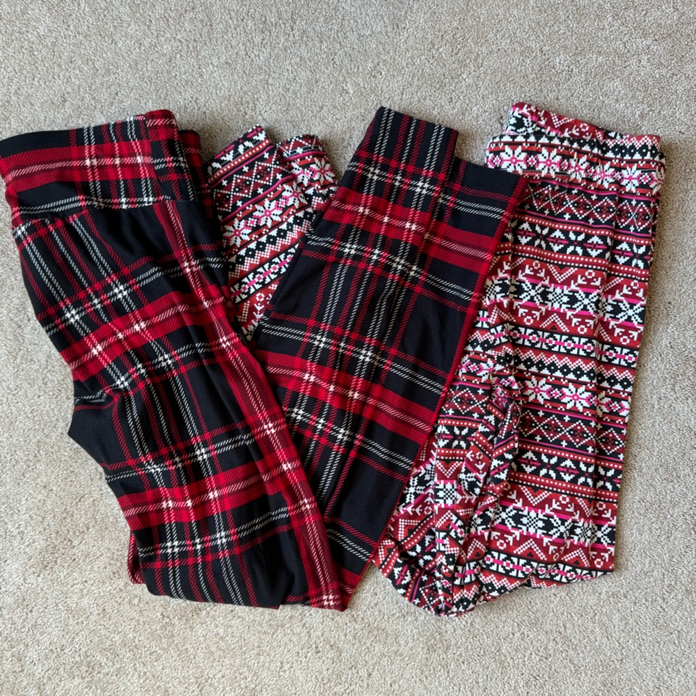 Christmas themed leggings:both pairs
